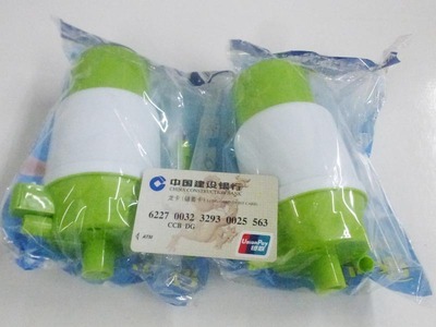 高效便捷的手壓式飲水器 原理、特點與選購指南